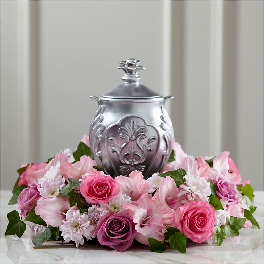 Glorious Tribute Arrangement – Hallmark Flower Shoppe, Panama City FL