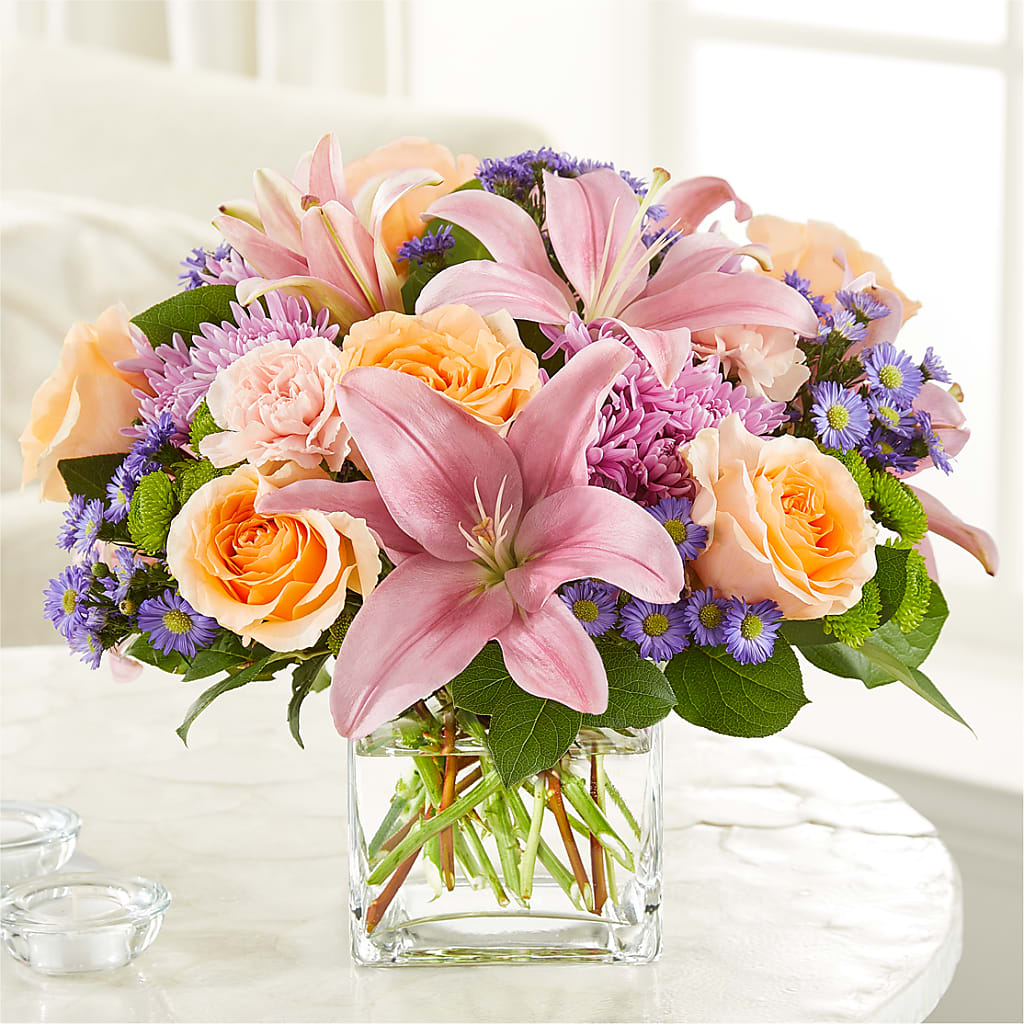 Delicate Details Bouquet – Hallmark Flower Shoppe, Panama City FL