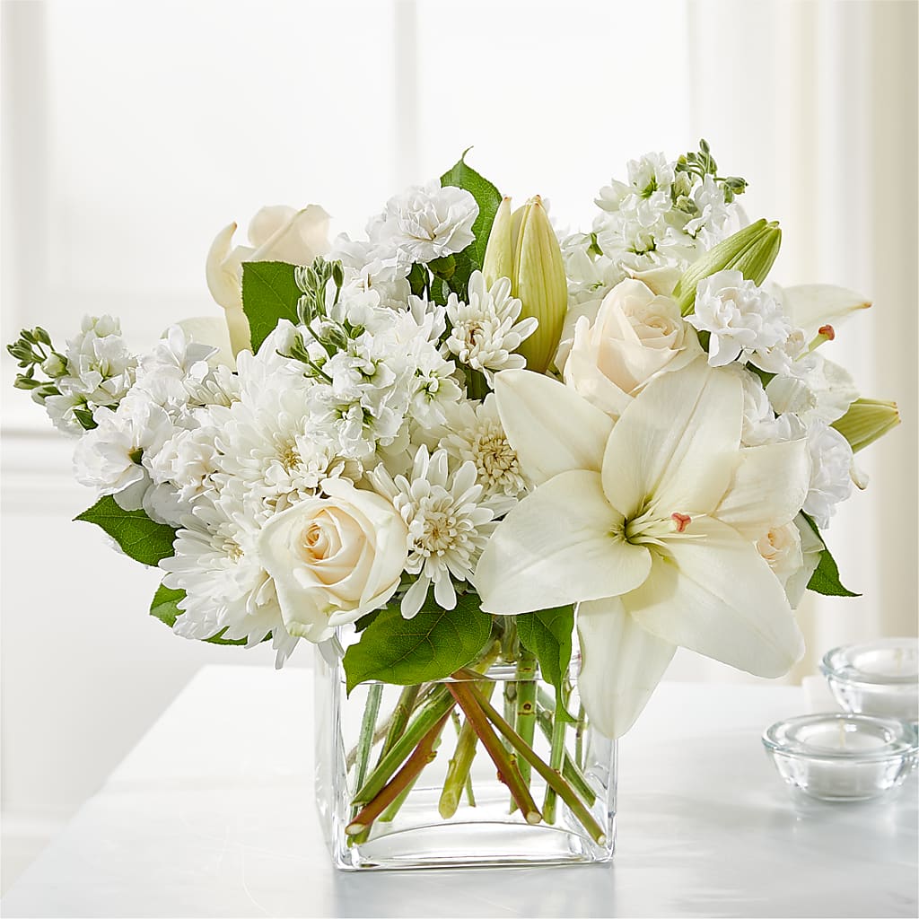 Gentle Breeze Bouquet – Hallmark Flower Shoppe, Panama City FL