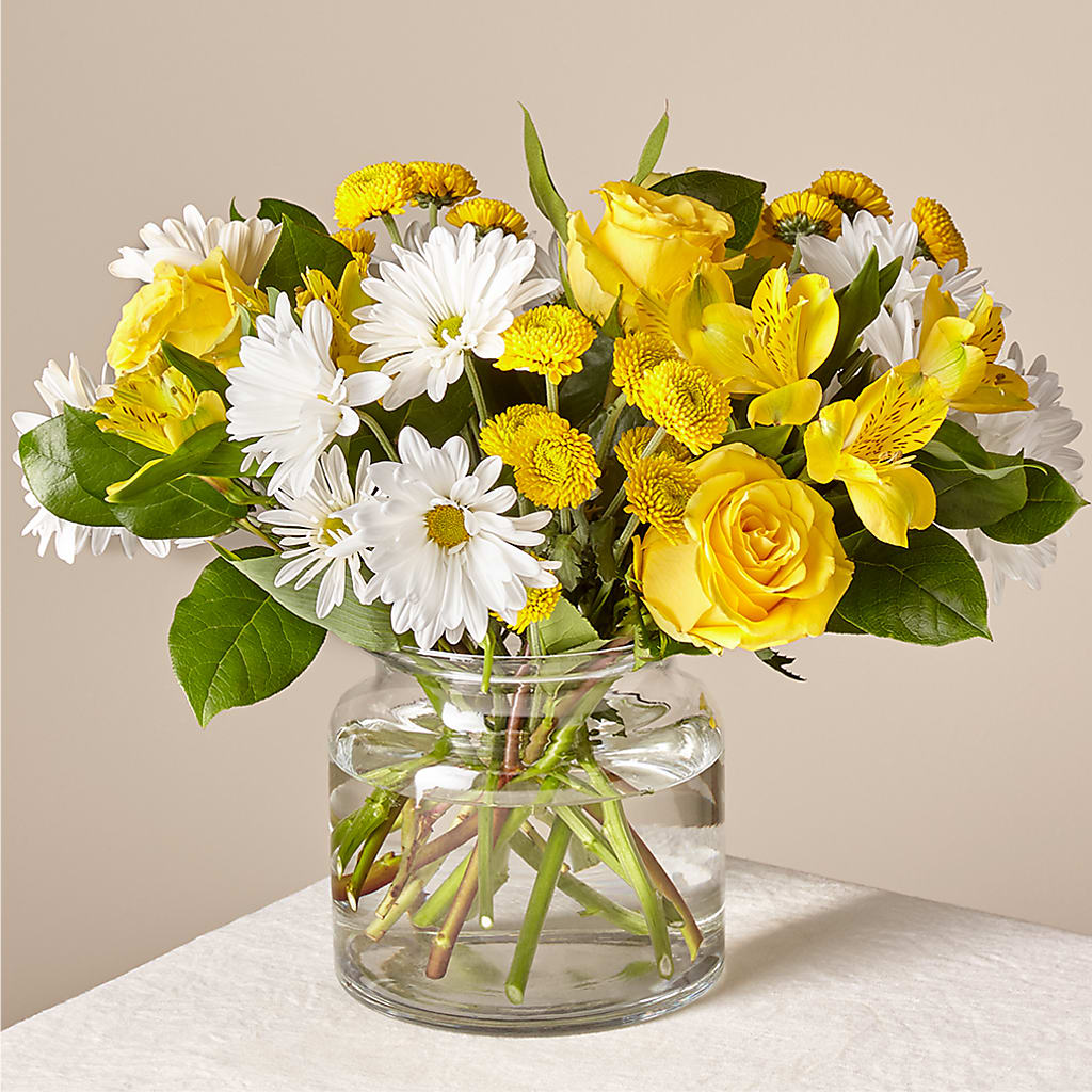 Sunny Sentiments Bouquet – Hallmark Flower Shoppe, Panama City FL