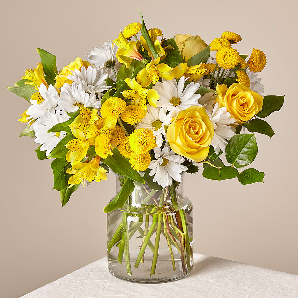 Sunny Sentiments Bouquet – Hallmark Flower Shoppe, Panama City FL