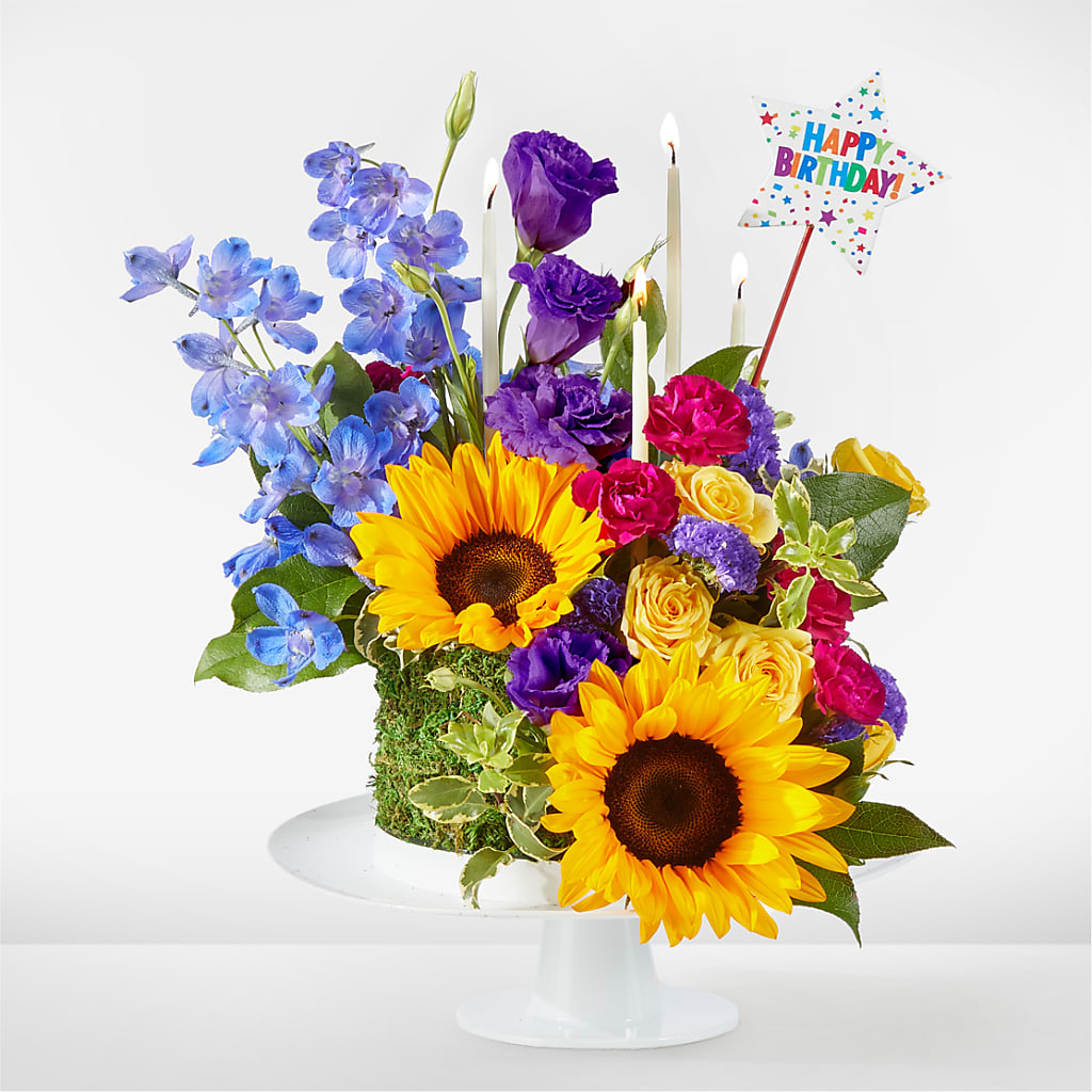 Star of the Day Floral Cake – Hallmark Flower Shoppe, Panama City FL