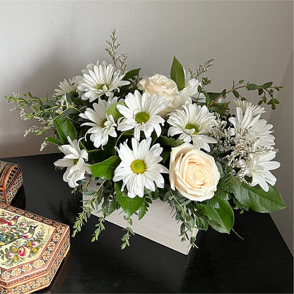 Fresh Linen Box Bouquet –  Hallmark Flower Shoppe, Panama City FL