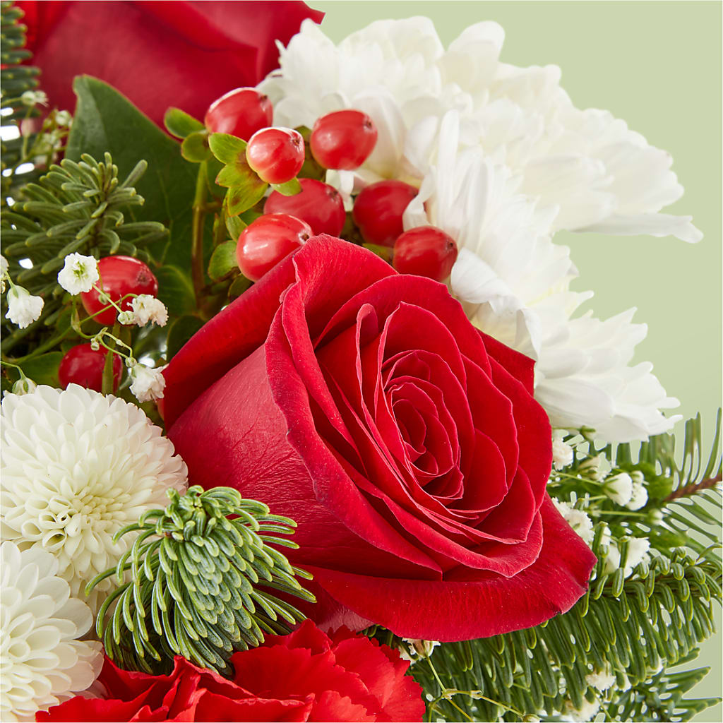Chance of Flurries Bouquet –  Hallmark Flower Shoppe, Panama City FL