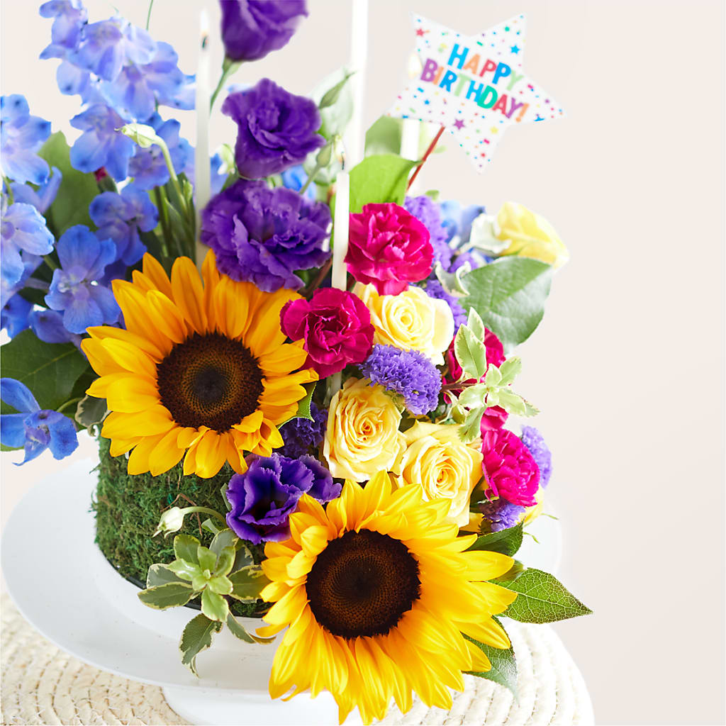 Star of the Day Floral Cake –  Hallmark Flower Shoppe, Panama City FL